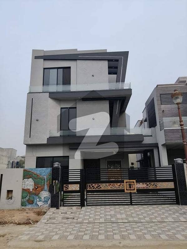 10 Marla Brand New Modern House For Sale In Lake City Sector M-2A Ring Road Lahore