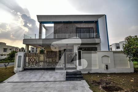 5 MARLA BRAND NEW MODERN STYLE BUNGALOW FOR Rent IN DHA PHASE 9 TOWN