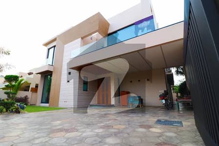 10 Marla Modern House For Sale Very Reasonable Price At Top Location Near To Park/School/Mart/MacDonald