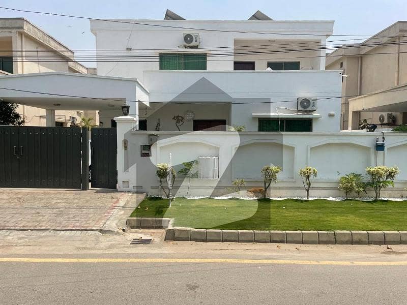 24 MARLA HOUSE IS AVAILABLE FOR SALE IN FALCON COMPLEX GULBERG