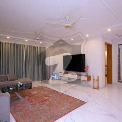 600 Yard Bungalo5 Bed Rooms With Study Room 4 5 Car Parking Near National Stadium Karsaz Best For Multinational Companies