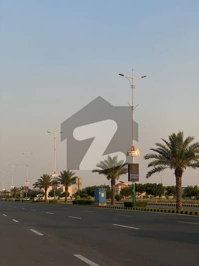 ڈی ایچ اے فیز 8 ڈیفنس (ڈی ایچ اے),لاہور میں 1 کنال رہائشی پلاٹ 5.1 کروڑ میں برائے فروخت۔