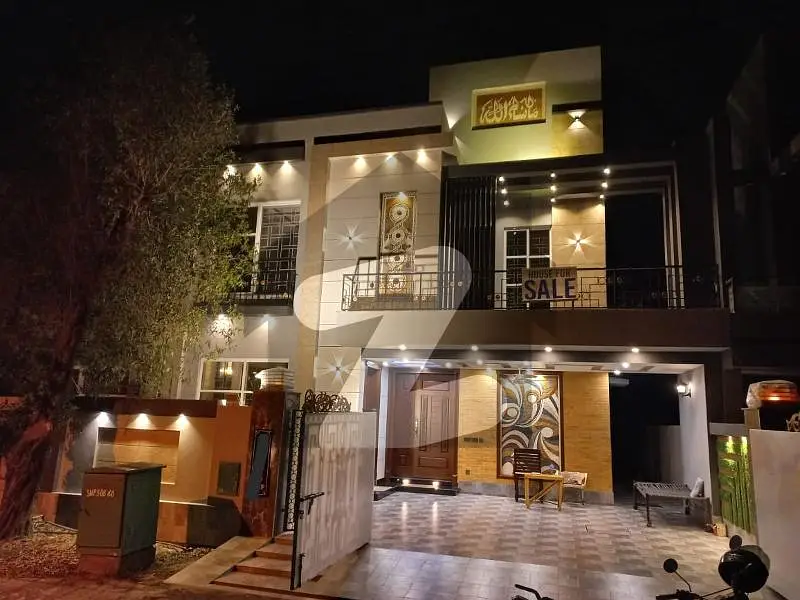 10 Marla Residential House For Sale In Tulip Block Bahria Town Lahore