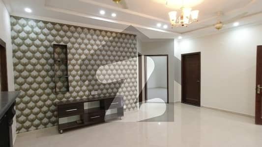 10 Marla House Available For Rent In Sector C1 Bahria Enclave