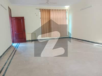 1 Kanal Lower Portion Separate Gate Office Residency With 4 Bedrooms For Rent In Model Town Link Road Lahore