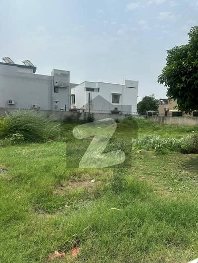 W Block Trail Plot Of Hot Location At Lowset Price