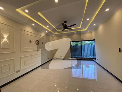 BEAUTIFUL LOCATION BRAND NEW HOUSE FOR SALE