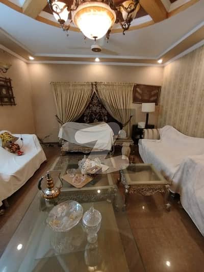 جوہر ٹاؤن فیز 1 جوہر ٹاؤن,لاہور میں 5 کمروں کا 1 کنال مکان 3.0 لاکھ میں کرایہ پر دستیاب ہے۔