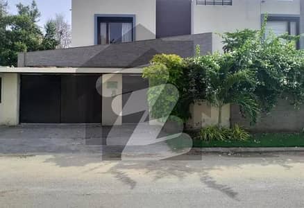 House for sale in F-10/2 Islamabad
