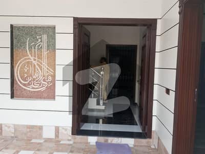 10 MARLA HOUSE AVAILABLE FOR SALE IN WAPDA TOWN PHASE 1 BLOCK J2
