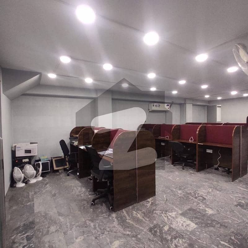 8000 SQ. FT PLAZA 2 FLOOR IS AVAILABLE FOR RENT IN GULBERG