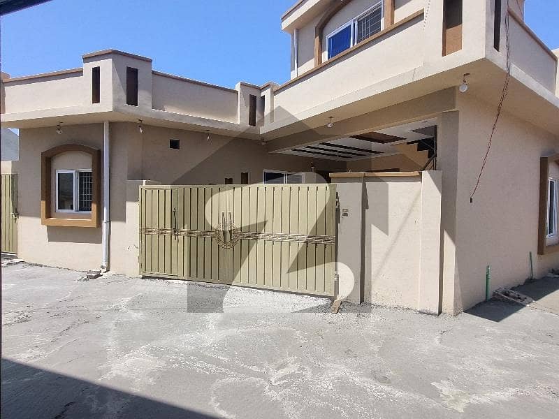 BRAND NEW CORNER HOUSE 5-MARLA SINGLE STOREY HOUSE 2-BED ROOM TV LOUNGE GARRAGE, DRAWING ROOM MUMTY AND A SPACIOUS GARRAGE FOR SALE.