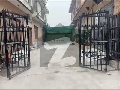 ڈلا زیک روڈ پشاور میں 10 کمروں کا 11 مرلہ مکان 4.0 کروڑ میں برائے فروخت۔