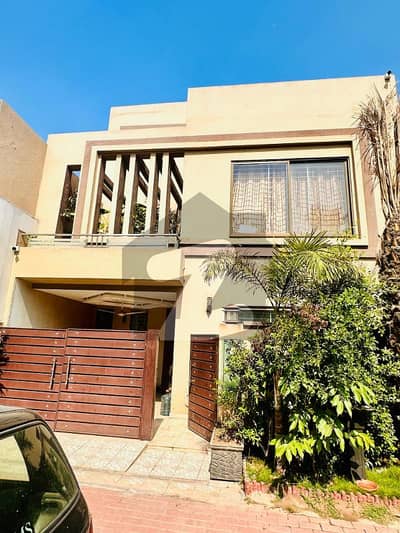 6 Marla Beautiful Used House Near To Main Commercial Market Is Available For Sale In Takbeer Block Bahria Town Lahore