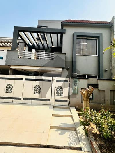 8 Marla Luxurious Fully Furnished House Is Available For Rent In Umar Block Bahria Town Lahore