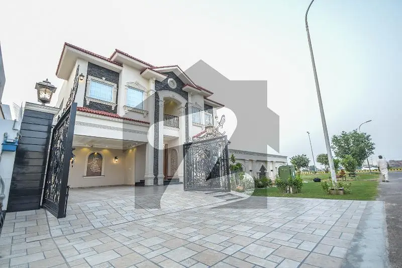 Full Luxury Modern House For Sale in DHA phase 5