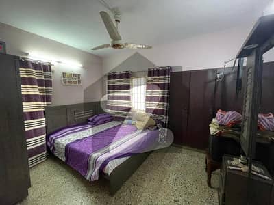 ناظم آباد 3 - بلاک اے ناظم آباد 3,ناظم آباد,کراچی میں 3 کمروں کا 6 مرلہ فلیٹ 65.0 لاکھ میں برائے فروخت۔