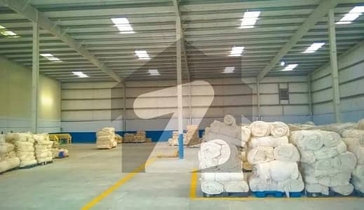 7 Marla Warehouse For Rent At Canal Road Faisalabad