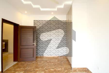 12 MARLA FULL BASEMENT SLIGHTLY USED HOUSE AVAILABLE FOR SALE IN DHA PHASE 8