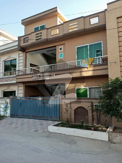 سوان گارڈن ۔ بلاک ایچ سوان گارڈن,اسلام آباد میں 5 کمروں کا 6 مرلہ مکان 2.7 کروڑ میں برائے فروخت۔