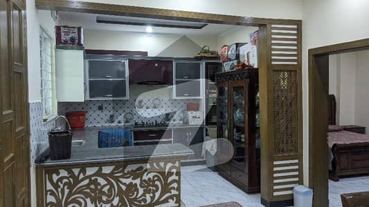 سوان گارڈن ۔ بلاک ایچ سوان گارڈن,اسلام آباد میں 5 کمروں کا 6 مرلہ مکان 2.7 کروڑ میں برائے فروخت۔