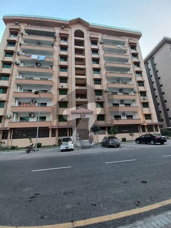 10 Marla Residential Apartment for sale