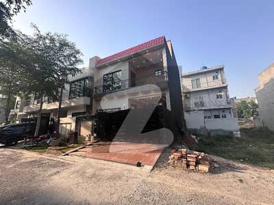 5 Marla brand new modern design house for sale in lake city Lahore