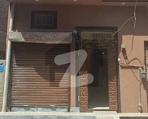 Prime Location A Centrally Located House Is Available For sale In Tajpura