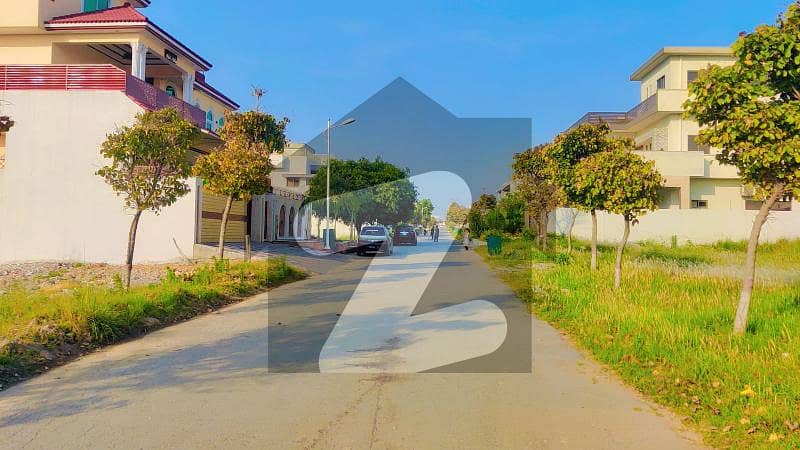 F17 MPCHS 40X80 PLOT FOR SALE NEAR TO PARK