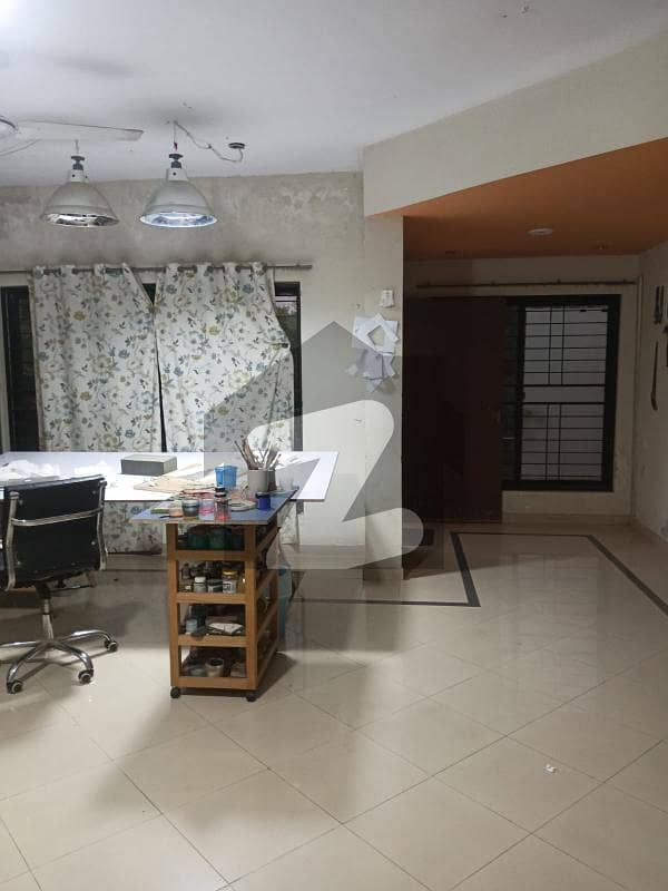 1 Kanal Upper Portion Available For Small Family 1 Kanal Upper Portion Available For Small Family