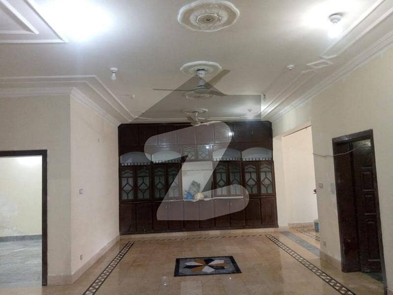 A House Of 3200 Square Feet In Rs 350000