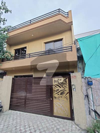 Beautiful Double Storey House For Sale Ideal Location Size 25-60