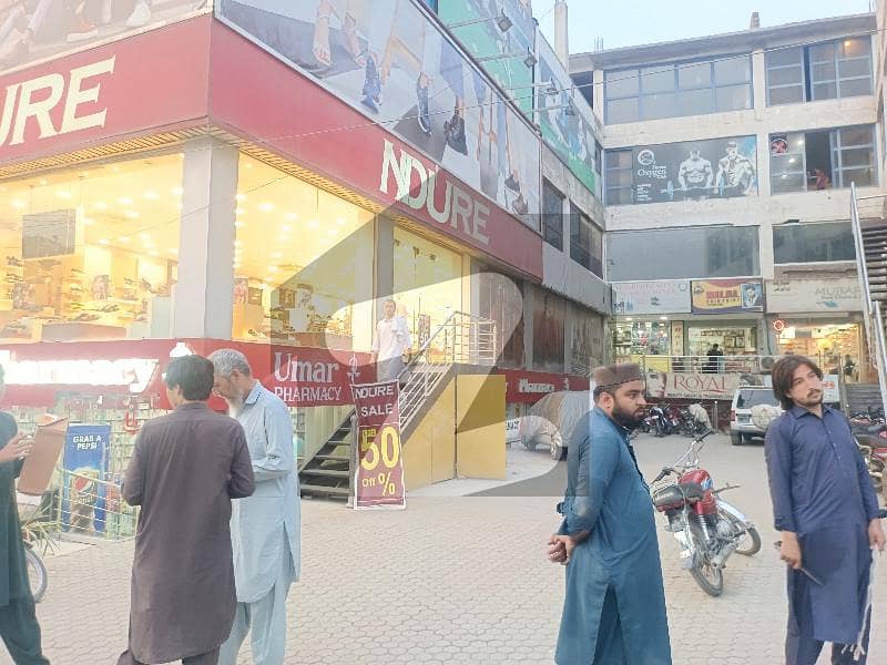 ورسک روڈ پشاور میں 5 مرلہ دکان 1.6 لاکھ میں کرایہ پر دستیاب ہے۔