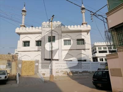 گلشن-اے-کنیز فاطمہ - بلاک 1 گلشنِ کنیز فاطمہ,سکیم 33,کراچی میں 3 کمروں کا 8 مرلہ مکان 3.4 کروڑ میں برائے فروخت۔