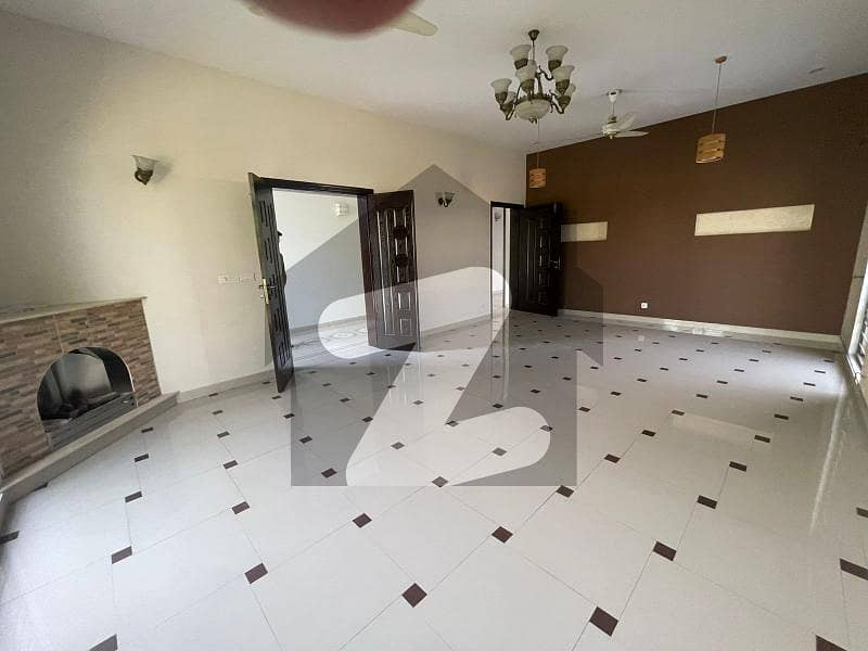 Hot Deal !! 1 Kanal Luxury Bungalow Available For Rent In DHA Phase 6 |