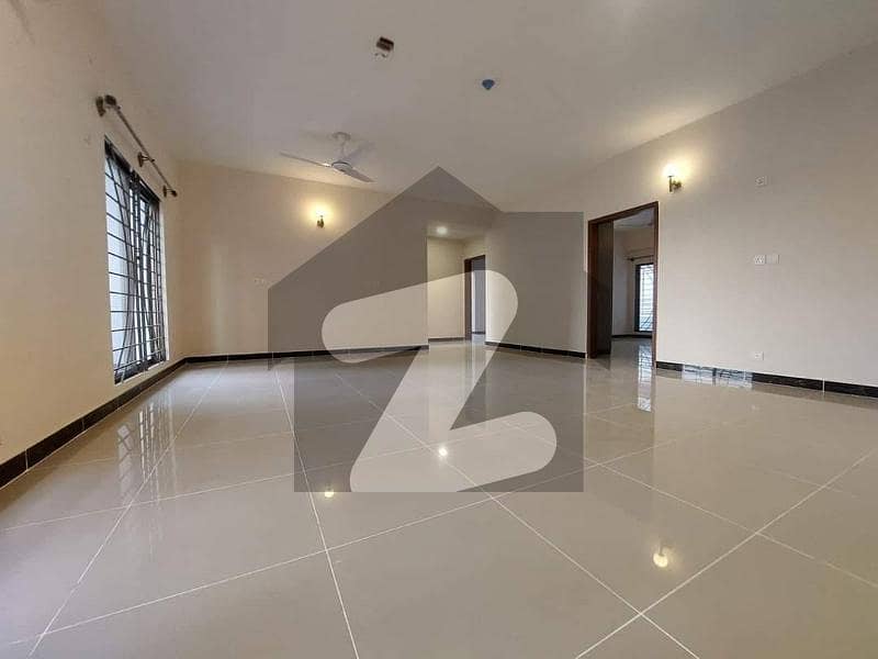 3 Bed DD Park Facing Flat For Sale In Askari 5 Cantt