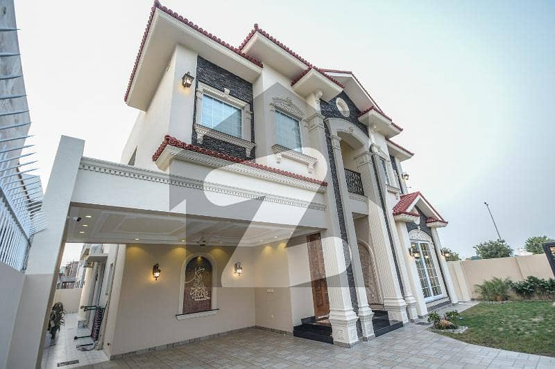 New design house for Sale has everything you need in DHA phase 7
