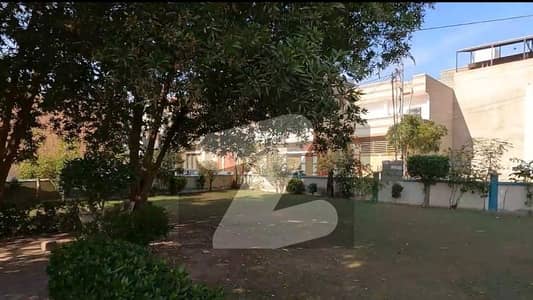 شاه میر ریزیڈنسی یونیورسٹی روڈ,کراچی میں 3 کمروں کا 5 مرلہ مکان 1.65 کروڑ میں برائے فروخت۔