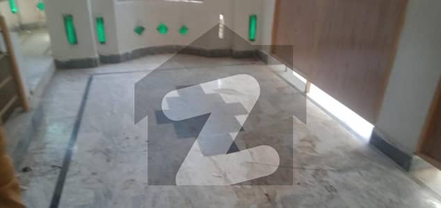Prime Location 7 Marla Upper Portion In Gulberg For rent At Good Location