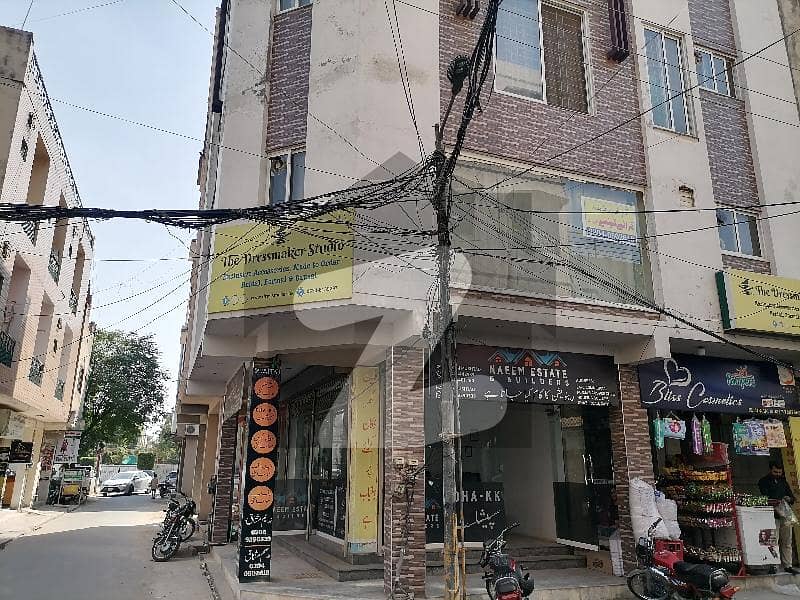 A 3 Marla Office In Punjab Coop Housing Society Is On The Market For rent