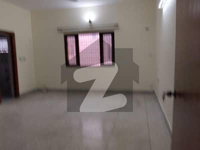 F10 /3 House for rent 4 bedroom house