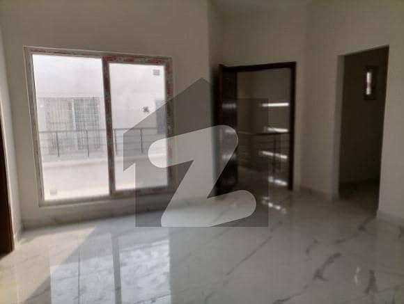 A Well Designed House Is Up For Sale In An Ideal Location In Karachi