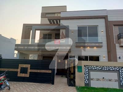 House For Sale Situated In Bahria Orchard Phase 1 Central