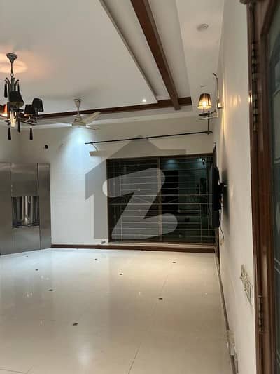 1 Kanal Beautiful Upper Portion For Rent In DHA Phase1 J Block Lahore