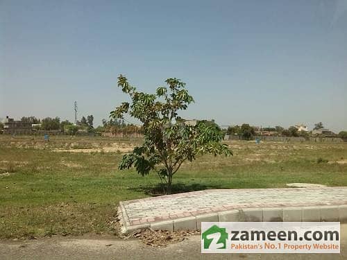 1 Kanal Plot # 141 For Sale In Block C On 100 Feet Road Main Mushaf Ali Meer Road