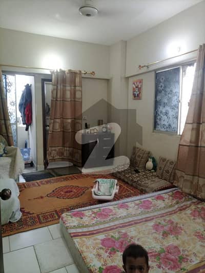 Flat for sale 1 Bed + 1 Lounge Crown Residency near 4K Chowrangi