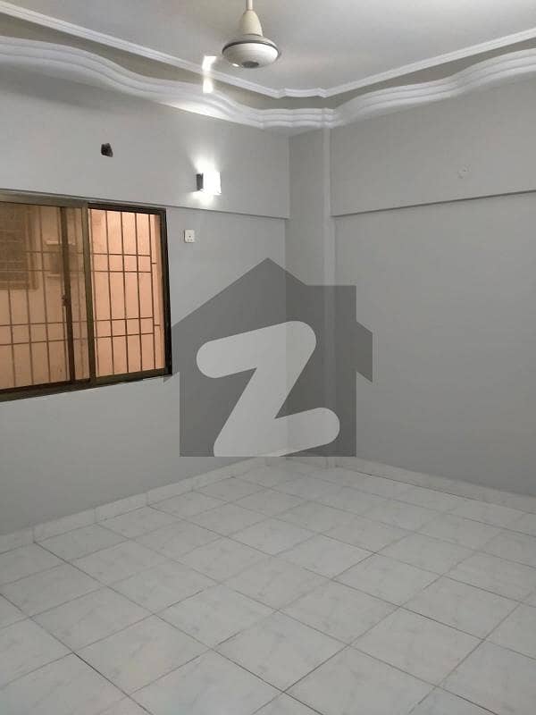 3 Bed D/D Approx. 1500 Sq. Ft First Floor West Open Portion With Parking Just Opposite Ali Masjid Bahadurabad Demand 2.5 Crore