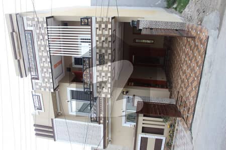 جوبلی ٹاؤن ۔ بلاک ای جوبلی ٹاؤن,لاہور میں 5 کمروں کا 5 مرلہ مکان 2.25 کروڑ میں برائے فروخت۔