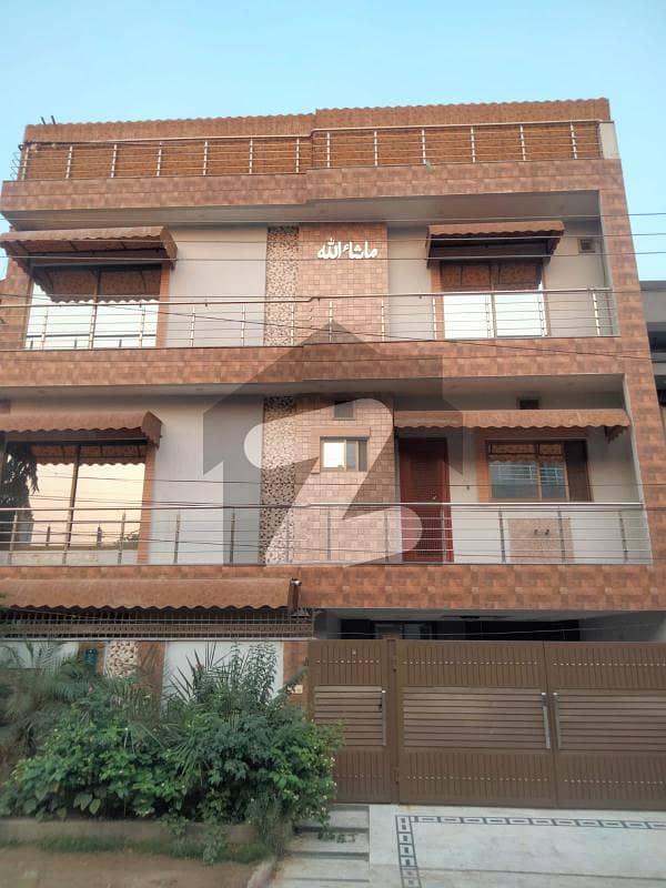 پاک عرب ہاؤسنگ سوسائٹی لاہور میں 5 کمروں کا 5 مرلہ مکان 1.05 لاکھ میں کرایہ پر دستیاب ہے۔