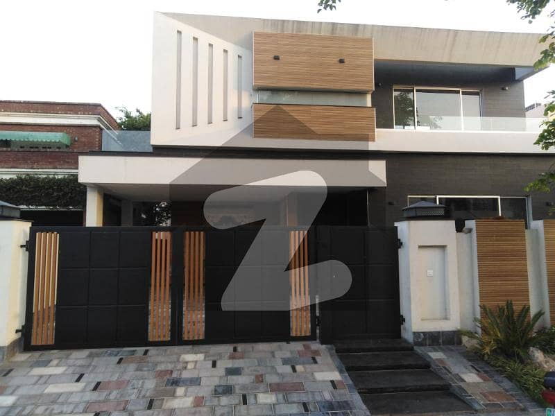 1 Kanal Magnificent House Available For Sale in DHA Phase 4